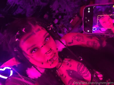 Yummyrem leaked photo #24