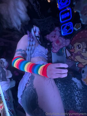 Yummyrem leaked photo #43
