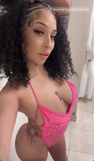 yunglyfeexplicit Nude Leaked Photo #12