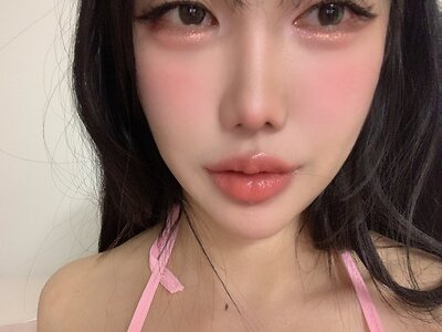 Yunjini leaked photo #89