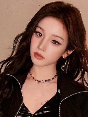 YUQI leaked photo #5