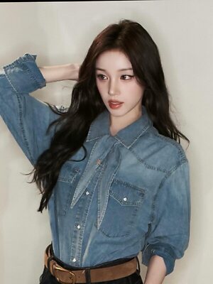 YUQI leaked photo #15