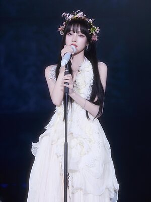 YUQI leaked photo #161