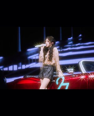 YUQI leaked photo #186