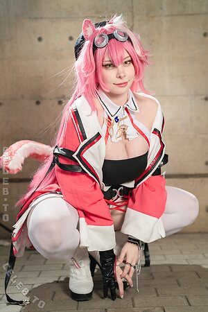 Yuriko Tiger photo