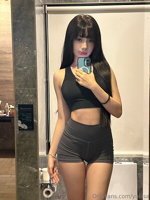 _.yuyuhan._ Nude Leaked Photo #3