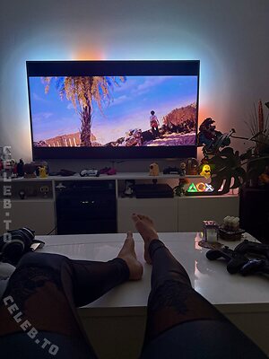 Yve.gaming leaked photo #101