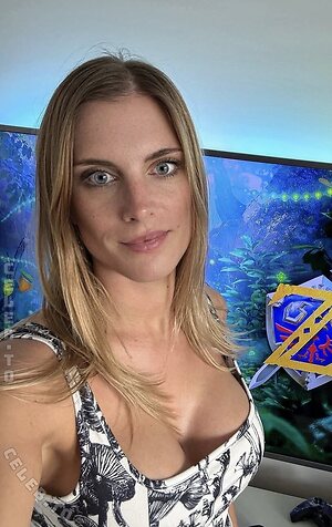 Yve.gaming leaked photos