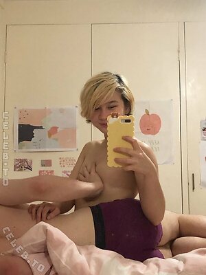 yyuki Nude Leaked Photo #7