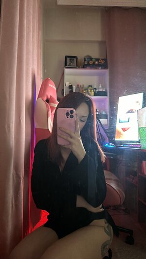 Öz Başak leaked photo #6