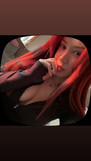 Öz Başak leaked photo #20