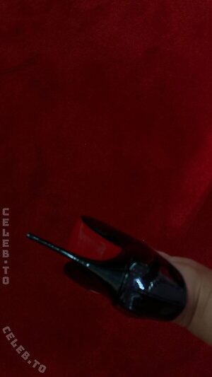 Z1lan Nude Leaked Photo #7