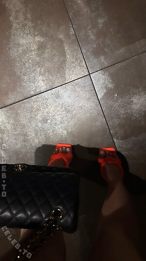 Z1lan Nude Leaked Photo #19