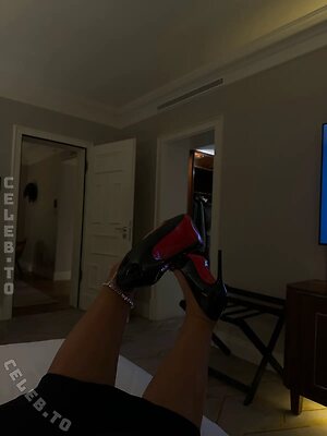 Z1lan Nude Leaked Photo #69