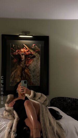 Z1lan Nude Leaked Photo #89