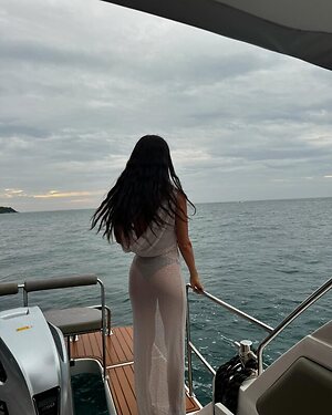 Zaira Nara leaked photo #3