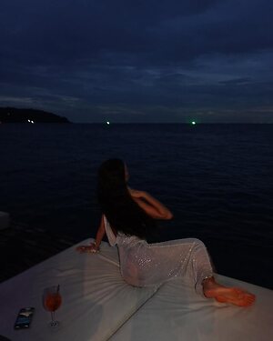 Zaira Nara leaked photo #6