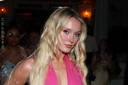 Zara Larsson Nude Leaked Photo #8