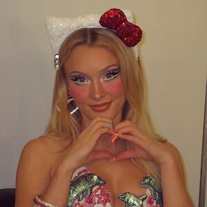 Zara Larsson leaked photo #448