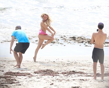 Zara Larsson leaked photo #495