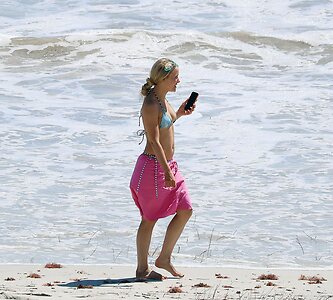 Zara Larsson leaked photo #512