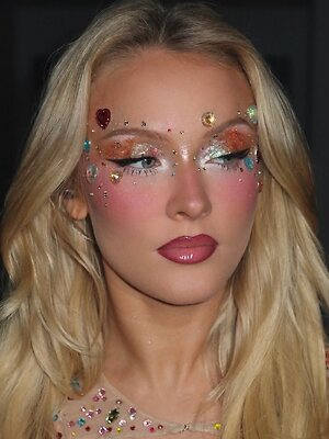 Zara Larsson leaked photo #525
