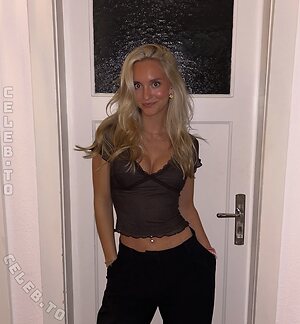 Zarah Ellen leaked photo #37
