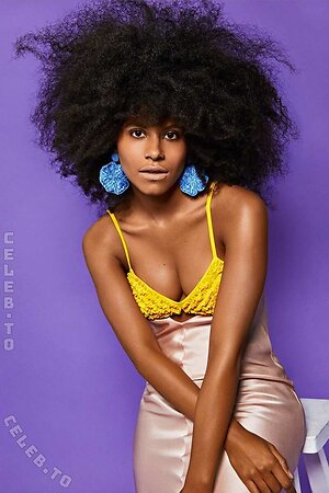 Zazie Beetz Nude Leaked Photo #4