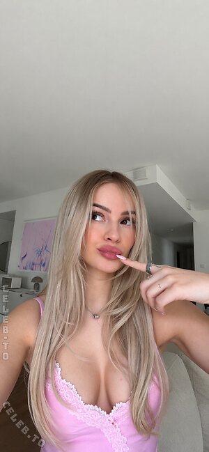 Zclina Nude Leaked Photo #3