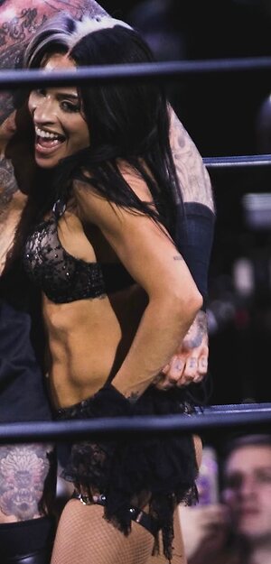 Zelina Vega leaked photos