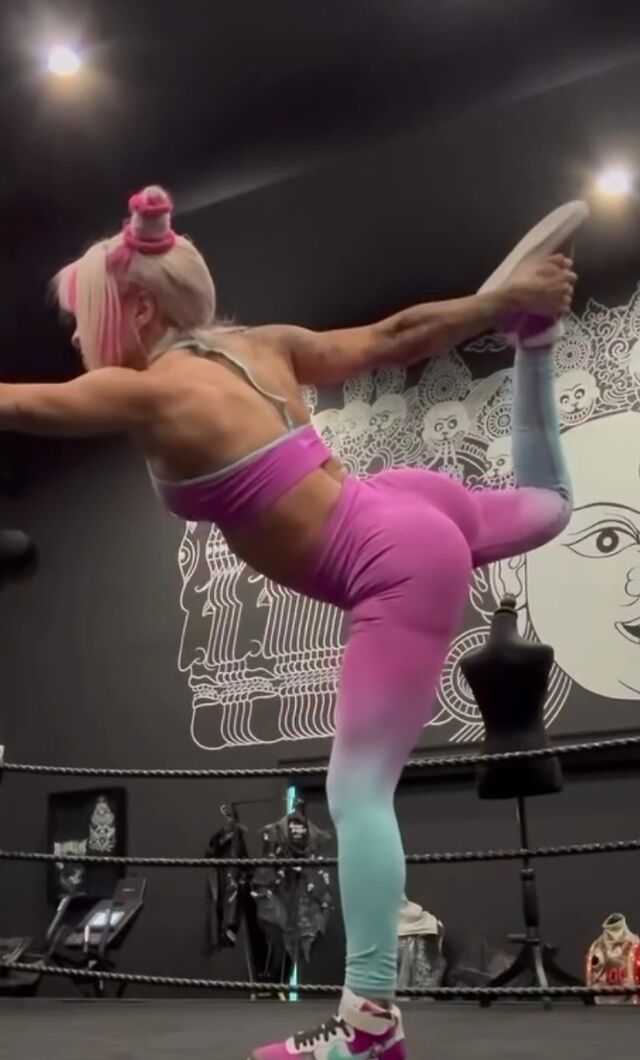 Zelina Vega leaked photos