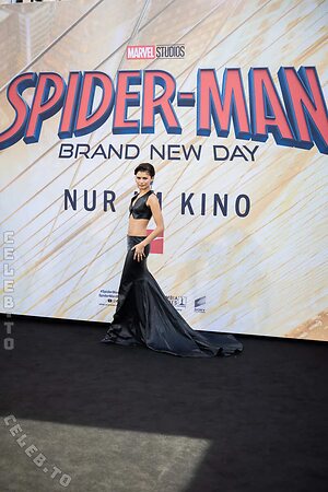Zendaya photo