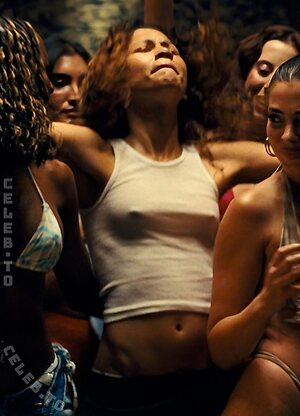 Zendaya Nude Leaked Photo #199