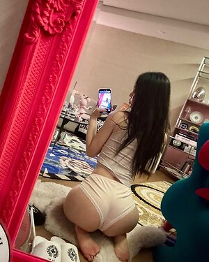 Zenny leaked photo #3