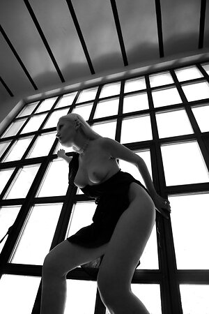 Zeynep Ural leaked photo #3