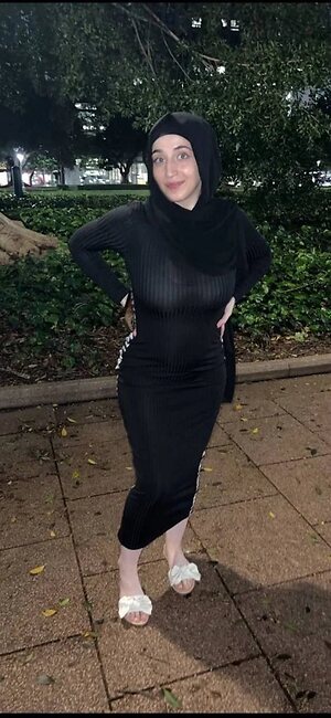 Zeynepauss77 leaked photo #3