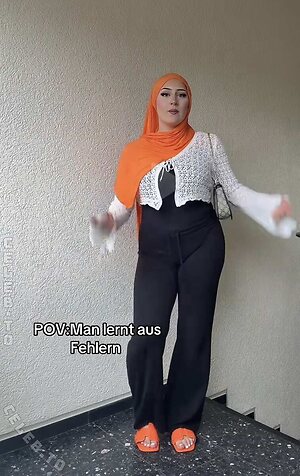 Zeynohijabi Nude Leaked Photo #15