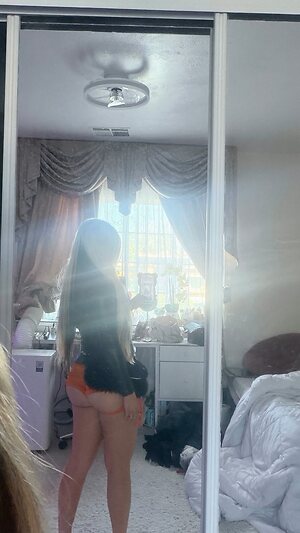 zhin.iii Nude Leaked Photo #2