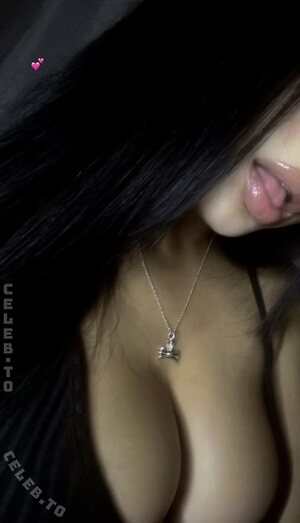 Zilan Pakize Nude Leaked Photo #9