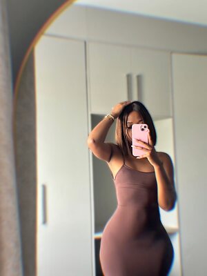 🇿🇦 Zinhle Hope Mazibuko leaked photo #10