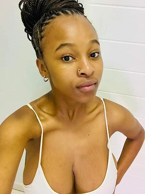 Zizipho Majokweni Nude Leaked Photo #18