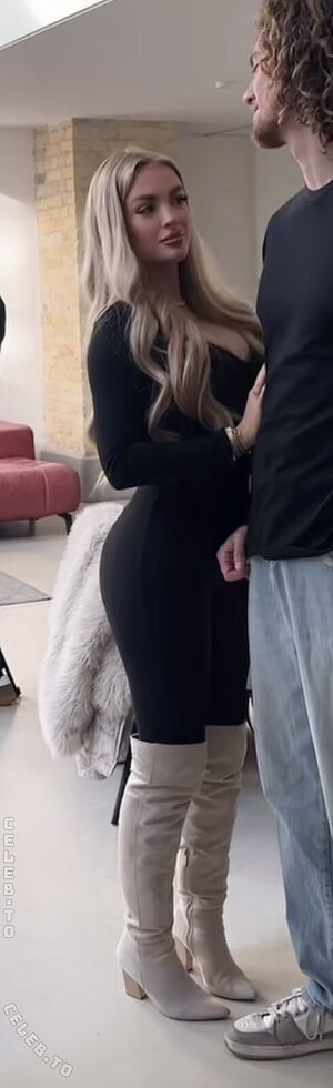 Zoë Chiara Wallner leaked photo #26