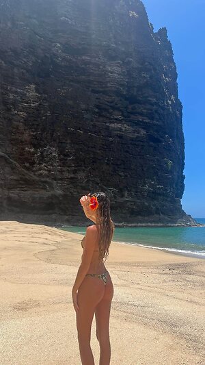 Zoë Globen leaked photo #9