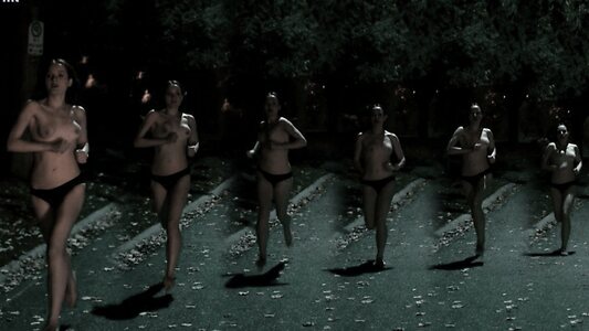 Zoe Cleland leaked photo #40
