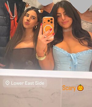 Zoe D. leaked photo #55