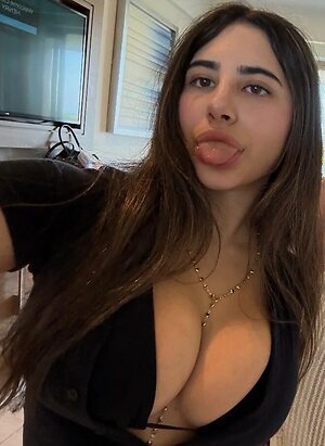 Zoe D. leaked photo #59