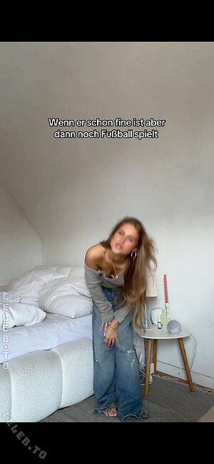 Zoe Kaeppele Nude Leaked Photo #35