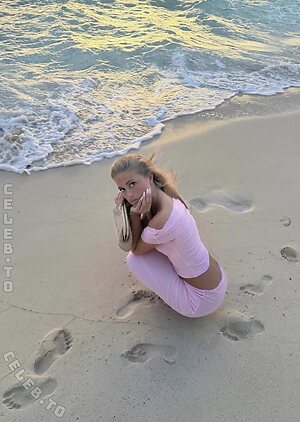 Zoe Kaeppele Nude Leaked Photo #50