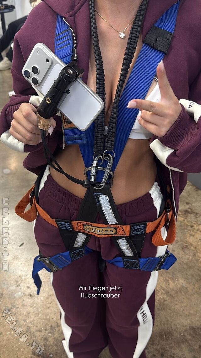 Zoe Kaeppele leaked photos