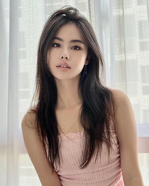 Zoe Levana leaked photo #5